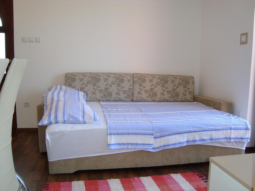 Pinezići Apartments Josip חדר תמונה